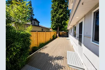 19001 Wallingford Ave N, Shoreline, WA 98133 - Photo 26