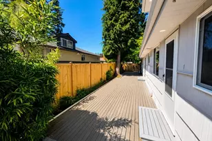 19001 Wallingford Ave N, Shoreline, WA 98133 - Photo 26