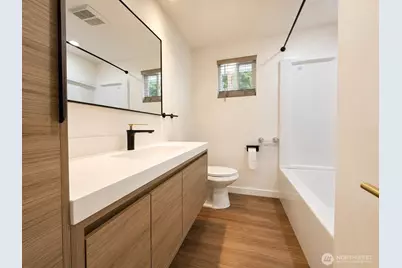 19001 Wallingford Ave N, Shoreline, WA 98133 - Photo 8