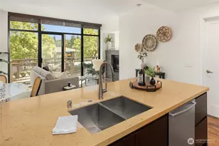 10000 Main St, Bellevue, WA 98004 - Photo 14