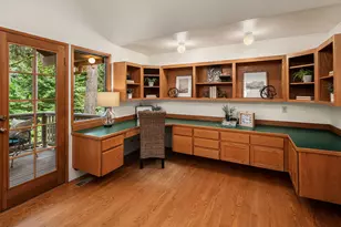 12833 NE 35th Pl, Bellevue, WA 98005 - Photo 20