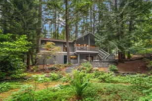 12833 NE 35th Pl, Bellevue, WA 98005 - Photo 2
