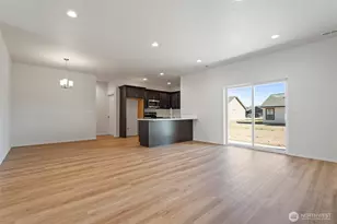 301 Poplar St NE, Royal City, WA 99357 - Photo 6