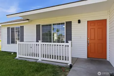 3415 Hawthorne Lane, Pasco, WA 99301 - Photo 2