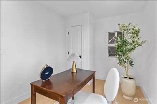 4011 SW Maryland Pl, Seattle, WA 98116 - Photo 20