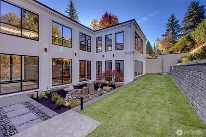 1525 79th Place NE, Medina, WA 98039 - Photo 8