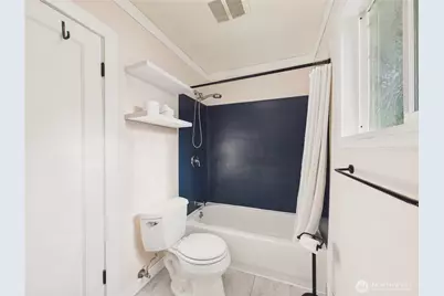 6351 Lake Avenue SW, Lakewood, WA 98499 - Photo 12