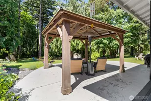 5519 Johnson Point Rd NE, Olympia, WA 98516 - Photo 26