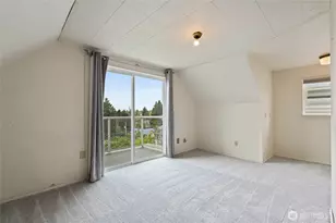 6737 Sycamore Ave NW, Seattle, WA 98117 - Photo 12