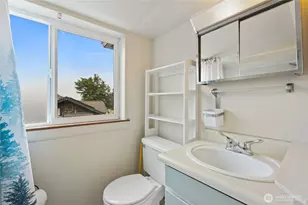 6737 Sycamore Ave NW, Seattle, WA 98117 - Photo 16