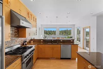1106 184th Avenue Ct E, Lake Tapps, WA 98391 - Photo 8