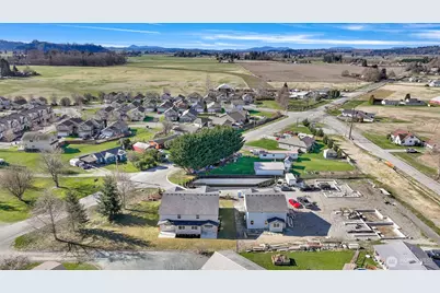 710 F and S Grade Rd #B, Sedro Woolley, WA 98284 - Photo 36