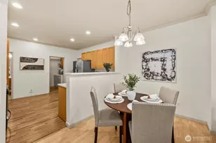 4450 248th Ln SE, Sammamish, WA 98029 - Photo 14