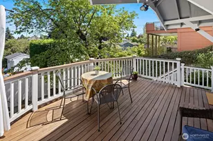 2580 5th Ave W, Seattle, WA 98119 - Photo 24