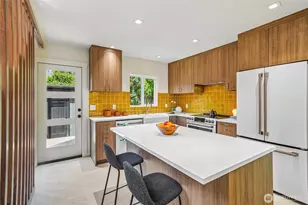 3734 SW Tillman St, Seattle, WA 98126 - Photo 8