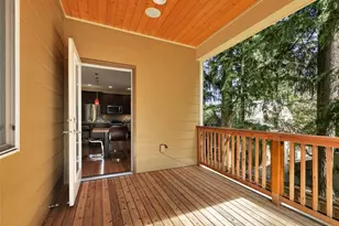 9060 177th Pl NE, Redmond, WA 98052 - Photo 14