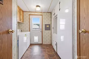 415 Sunny Dr, Electric City, WA 99123 - Photo 16