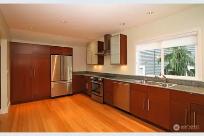 3314 E Pike Street, Seattle, WA 98122 - Photo 4