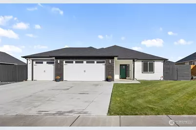909 NE 5th Avenue, Ephrata, WA 98823 - Photo 1