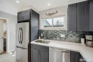 12534c 5th Ave NE, Seattle, WA 98125 - Photo 8