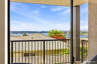1902 Bridgeport Way W #105, University Place, WA 98466 - Photo 8