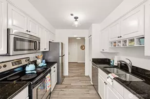 1902 Bridgeport Way W, University Place, WA 98466 - Photo 12