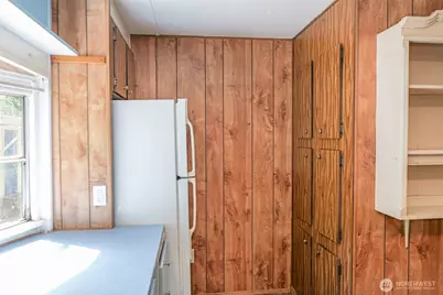 2106 Kent Avenue W, Bremerton, WA 98312 - Photo 12