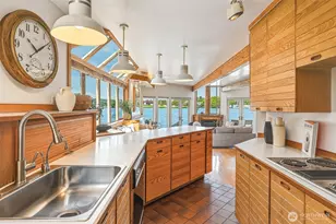 10 E Roanoke St, Seattle, WA 98102 - Photo 8