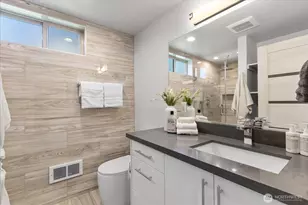 3953 1st Ave NE, Seattle, WA 98105 - Photo 20