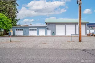 2775 4th St SE, East Wenatchee, WA 98802 - Photo 26