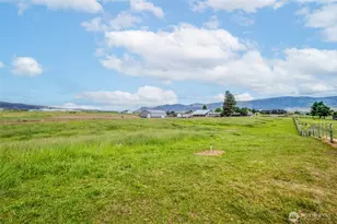 2775 4th St SE, East Wenatchee, WA 98802 - Photo 32