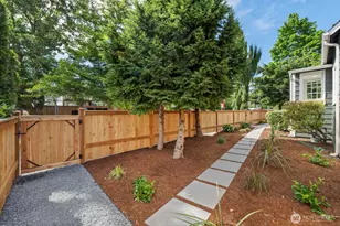 11556 17th Ave NE, Seattle, WA 98125 - Photo 30