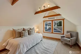 11556 17th Ave NE, Seattle, WA 98125 - Photo 22