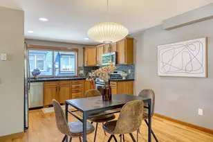2130 N 113th St, Seattle, WA 98133 - Photo 8