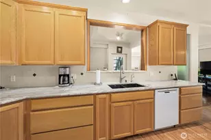 15821 269th St E, Graham, WA 98338 - Photo 12