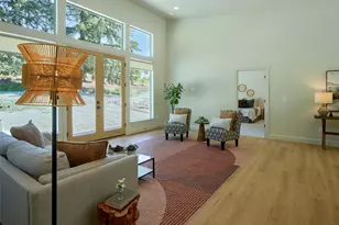 956 Paine Rd, Castle Rock, WA 98611 - Photo 4