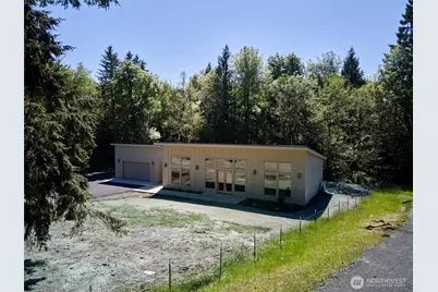 956 Paine Road, Castle Rock, WA 98611 - Photo 2