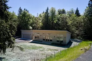 956 Paine Rd, Castle Rock, WA 98611 - Photo 2