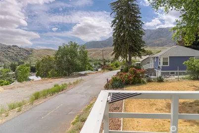 462 Beach Street, Pateros, WA 98846 - Photo 12