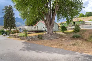 462 Beach St, Pateros, WA 98846 - Photo 2