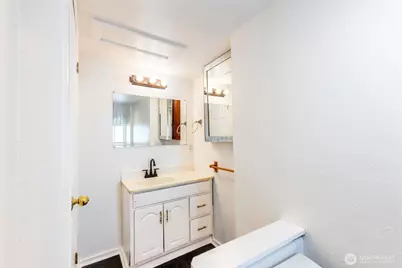 1102 N Sheridan Avenue, Tacoma, WA 98403 - Photo 30