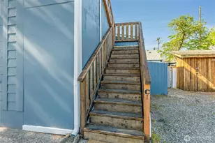1102 N Sheridan Ave, Tacoma, WA 98403 - Photo 36