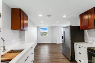 1102 N Sheridan Ave, Tacoma, WA 98403 - Photo 4