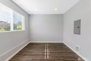 1102 N Sheridan Ave, Tacoma, WA 98403 - Photo 10