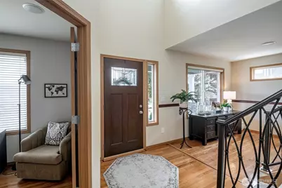 8214 70th Avenue Ct E, Puyallup, WA 98371 - Photo 4