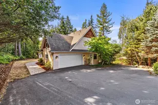 2219 NE Riddell Rd, Bremerton, WA 98310 - Photo 8