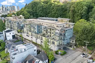 655 Crockett St, Seattle, WA 98109 - Photo 26