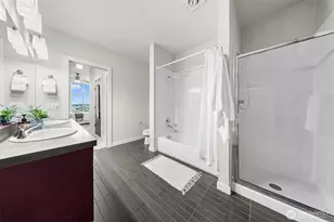 655 Crockett St, Seattle, WA 98109 - Photo 12