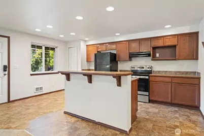 4740 147th Place NE, Marysville, WA 98271 - Photo 4