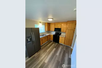 621 Brookdale Road E, Tacoma, WA 98445 - Photo 6